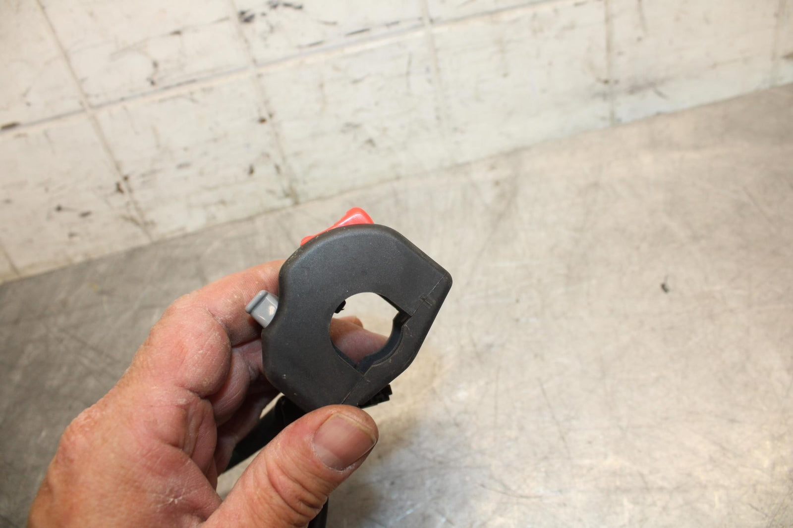 2016 Kawasaki Ninja ZX6R  RIGHT CLIP ON HANDLE KILL OFF START SWITCH BB409