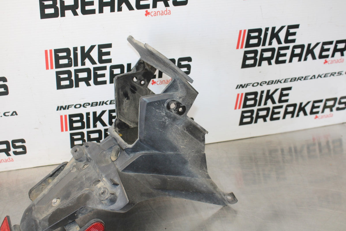 15 TRIUMPH TIGER 800 LICENSE PLATE BRACKET MOUNT BB873