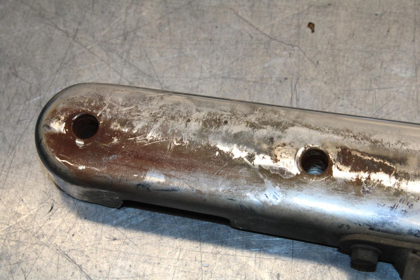 2005 Kawasaki Vulcan 1500 VN1500N Classic REAR BACK FENDER SUPPORT FRAME BB576