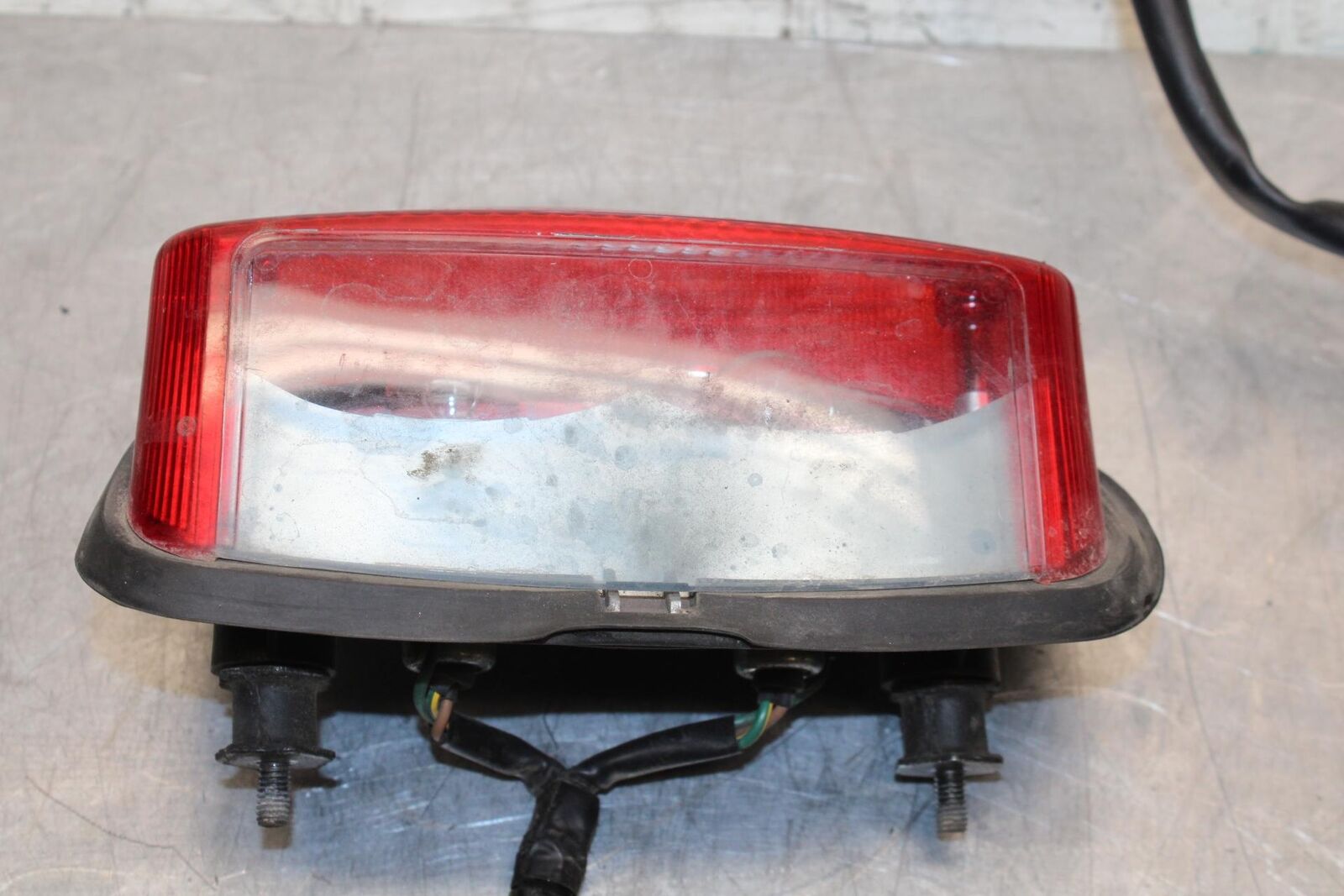 2007 Honda Shadow Spirit 1100 VT1100C TAILLIGHT REAR TAIL BRAKE LIGHT BB561