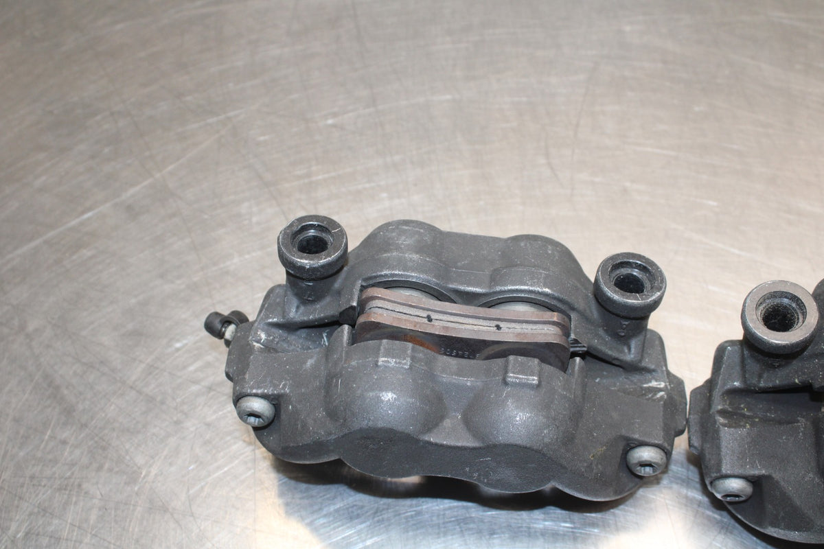 11-15 KAWASAKI NINJA ZX10R FRONT BRAKE CALIPER SET PAIR CALIPERS BB840