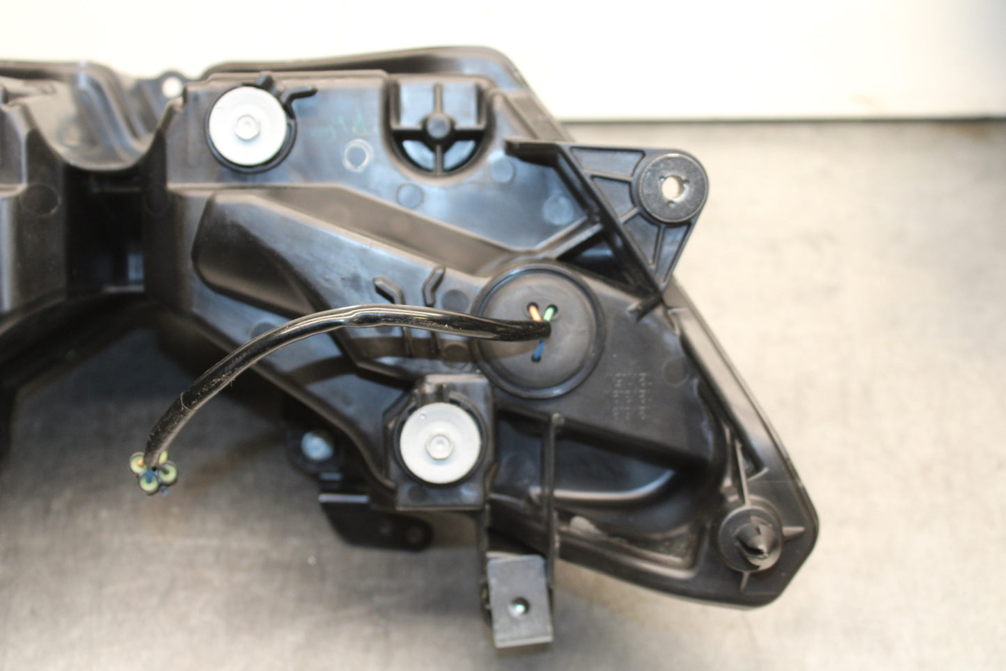 19-23 KAWASAKI NINJA ZX6R FRONT HEADLIGHT HEAD LIGHT LAMP BB749