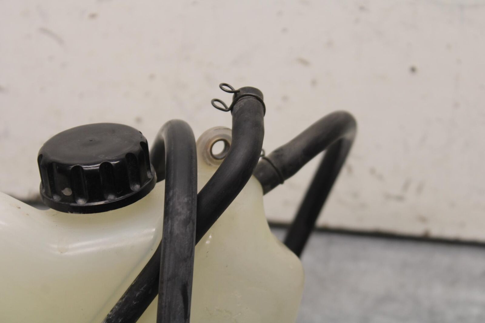 09-12 KAWASAKI NINJA ZX6R COOLANT WATER TANK RESERVOIR BOTTLE BB640