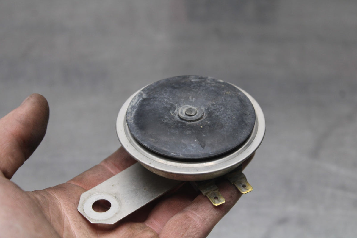 17-24 SUZUKI SV650 HORN SIGNAL BB829