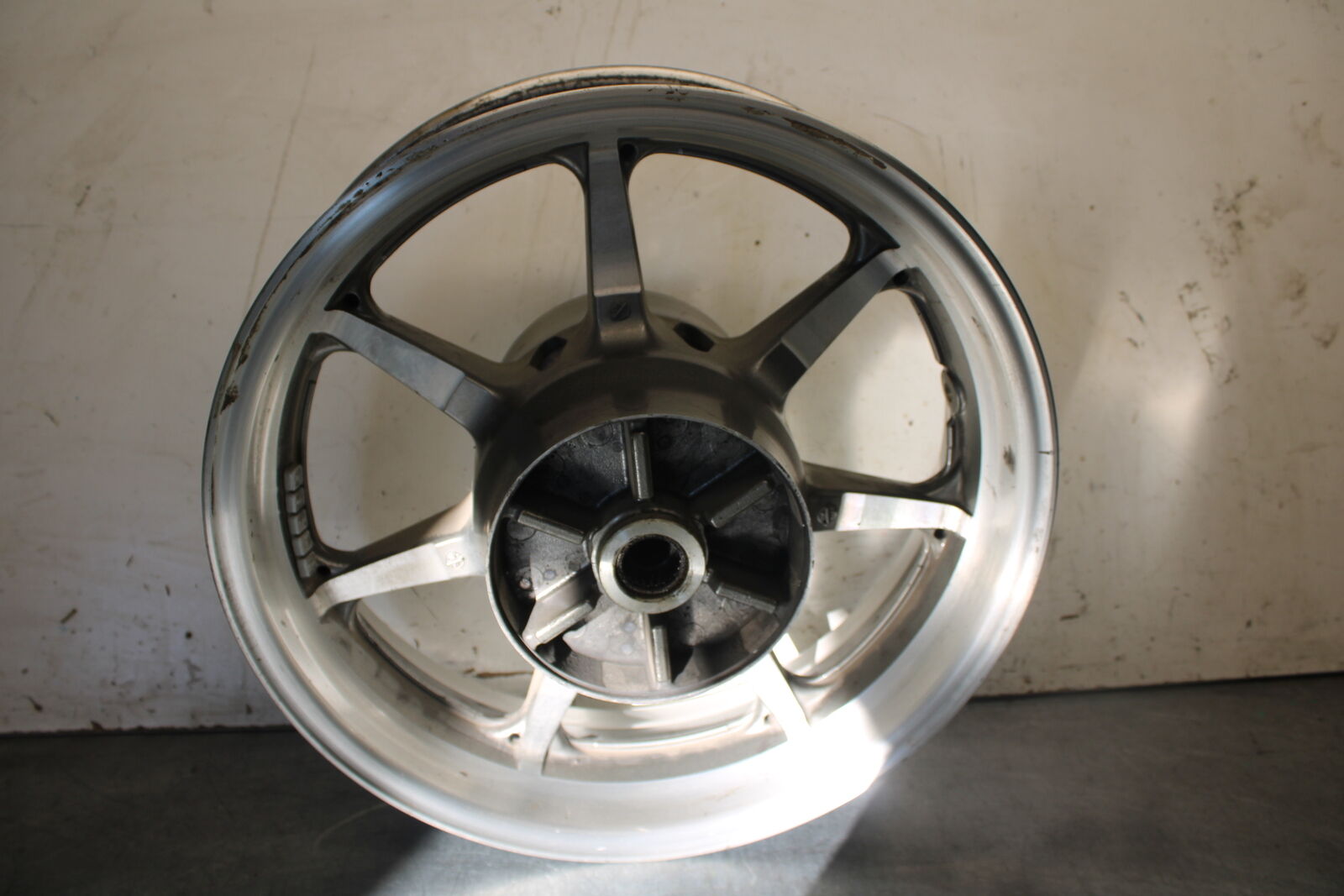 07-08 YAMAHA V STAR 1300 REAR WHEEL BACK RIM BB134