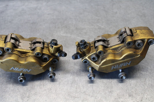 03-04 HONDA CBR600RR RIGHT LEFT FRONT BRAKE CALIPER SET PAIR CALIPERS BB661
