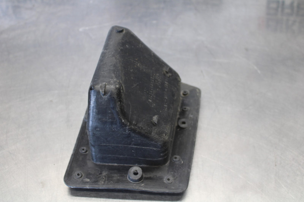 88-00 HONDA GOLDWING 1500 FRONT CARGO COMPARTMENT BB883