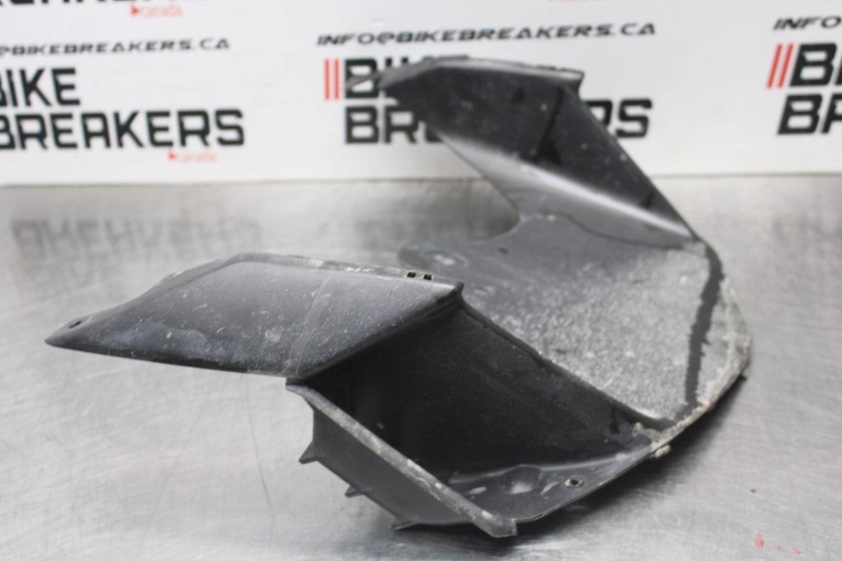 08 SUZUKI SV650 LOWER FRONT UPPER INNER HEADLIGHT COWL FAIRING  BB846