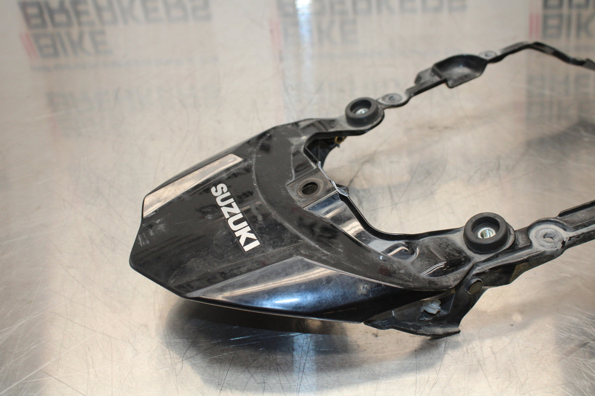 11 SUZUKI GSXR1000 CENTER REAR BACK TAIL FAIRING COWL BB142