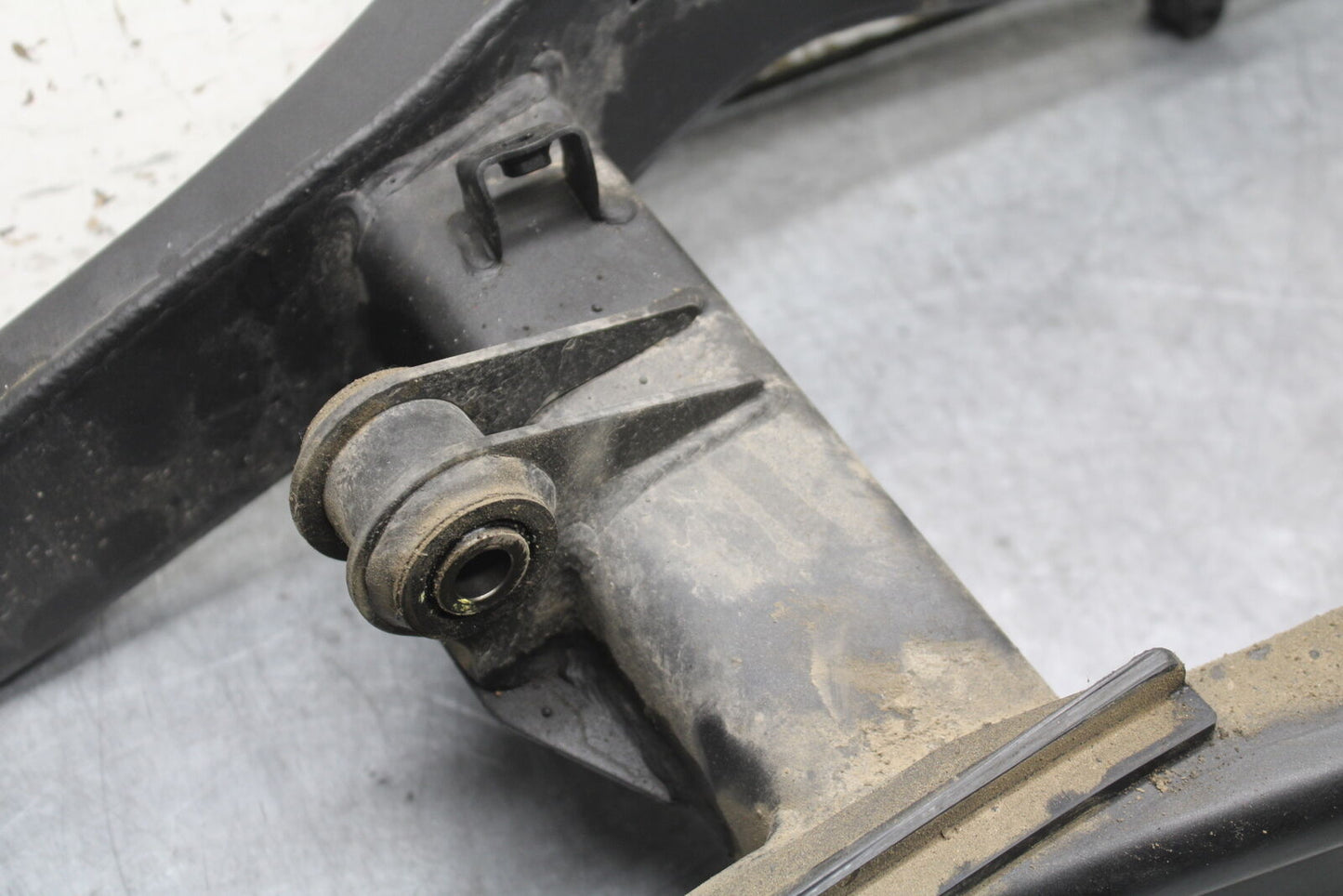 18-24 KAWASAKI NINJA 650 REAR SWINGARM BACK SUSPENSION SWING ARM BB725