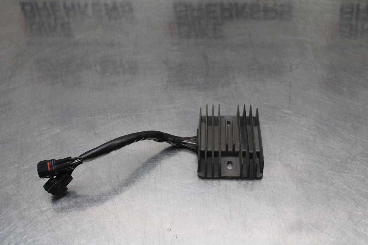 08-10 SUZUKI GSXR 600 RECTIFIER VOLTAGE REGULATOR BB835