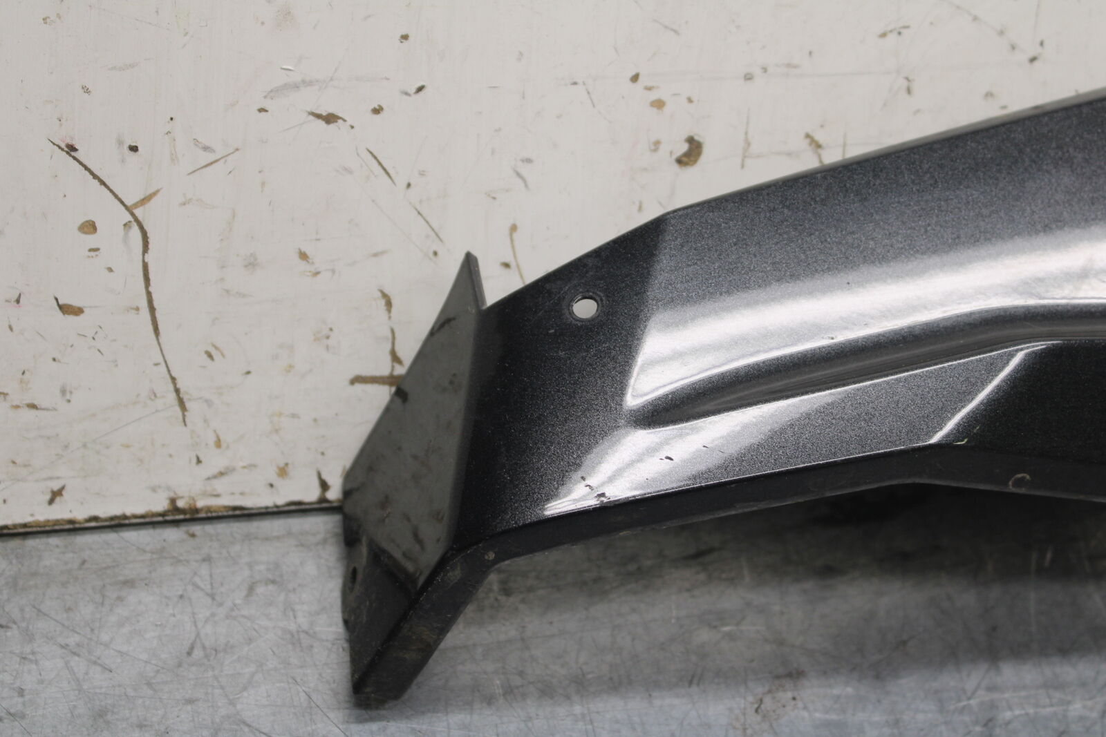 18-23 KAWASAKI NINJA 400 EX400 ABS LEFT LOWER BOTTOM BELLY SIDE FAIRING BB747