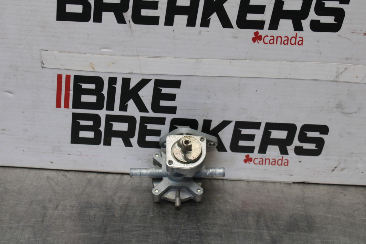 98-05 HONDA SUPER HAWK 1000 VTR1000F FUEL TANK PETCOCK SHUT ON OFF VALVE BB924