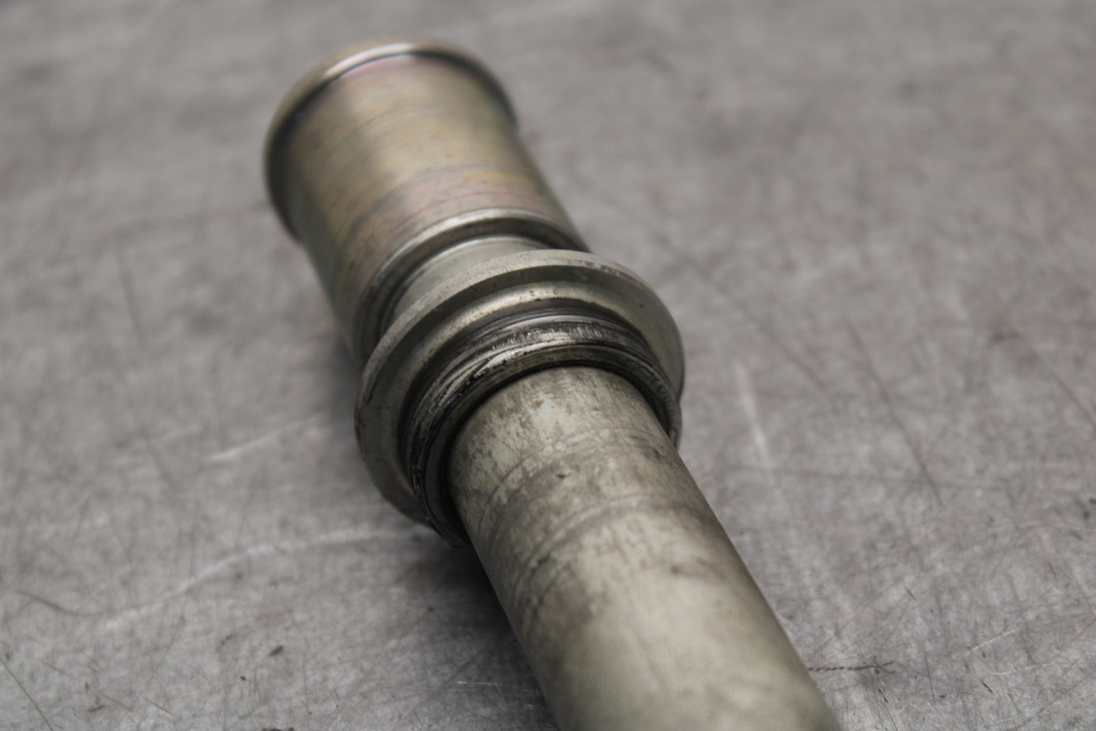 13-18 KAWASAKI NINJA ZX6R FRONT WHEEL RIM AXLE PIVOT BOLT 41068-0595 BB666