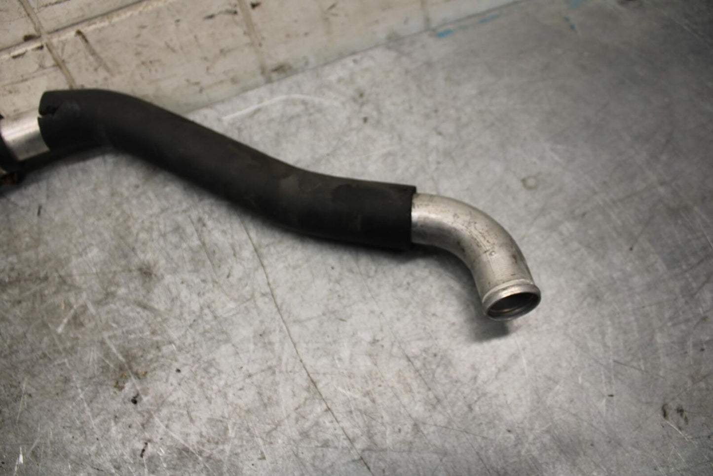 2002 Yamaha YZF R6 RADIATOR CAP HOSE PIPE 5SL-12462-00-00 BB545