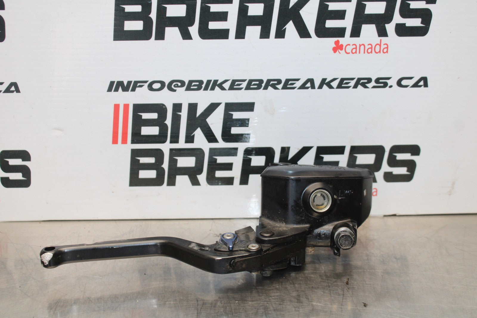 09-10 KAWASAKI ER-6N FRONT BRAKE MASTER CYLINDER w/ LEVER BB205