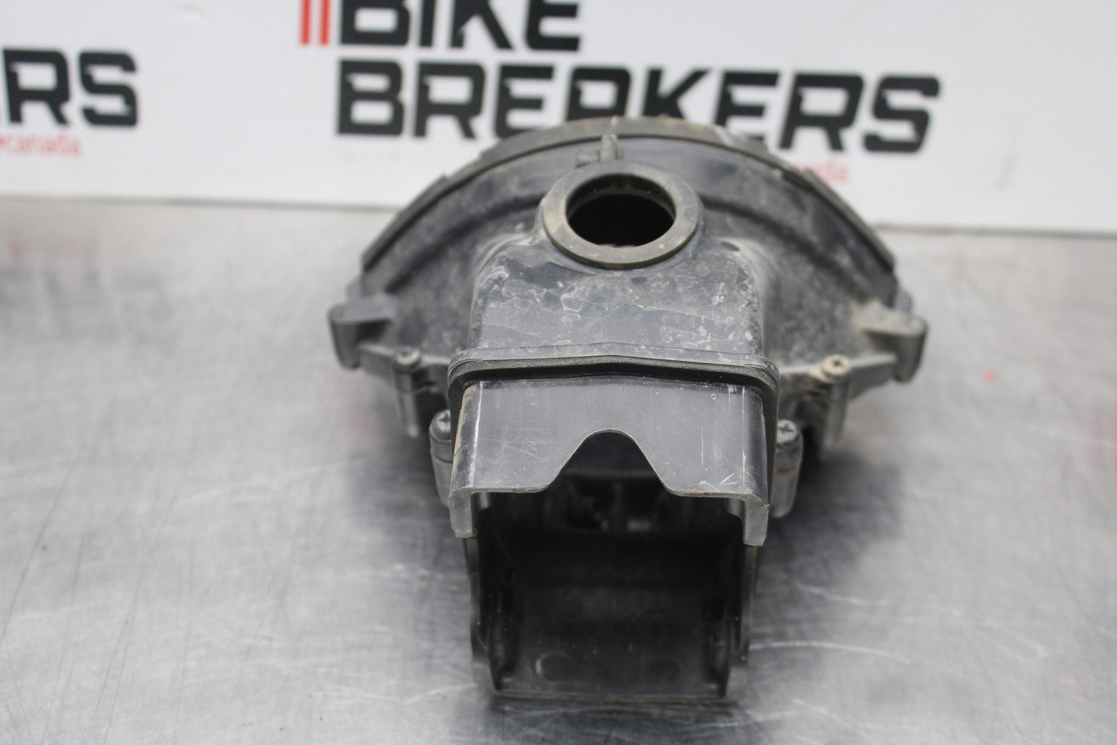 08 KAWASAKI NINJA ZX10R RAM AIR INTAKE TUBE DUCT BB201