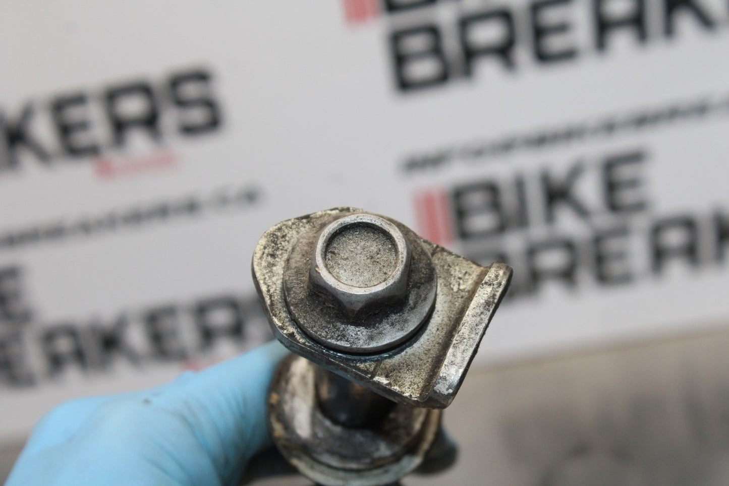 08-18 KAWASAKI KLR650 REAR AXLE BACK WHEEL RIM PIVOT BOLT AXEL BB183