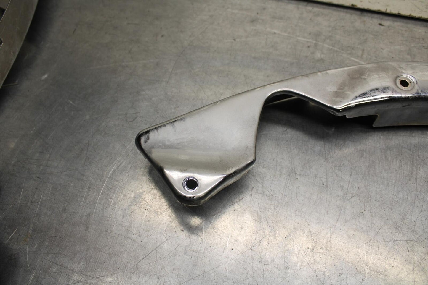 03-08 KAWASAKI VULCAN 1600 REAR BACK FENDER SUPPORT FRAME SUBFRAME BB616