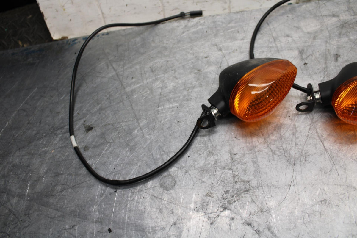 18-21 YAMAHA XSR700 REAR LEFT RIGHT TURN SIGNALS LIGHT INDICATORS