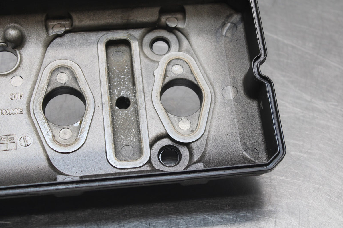 06-07 SUZUKI GSXR750 ENGINE TOP END CYLINDER HEAD COVER BB847