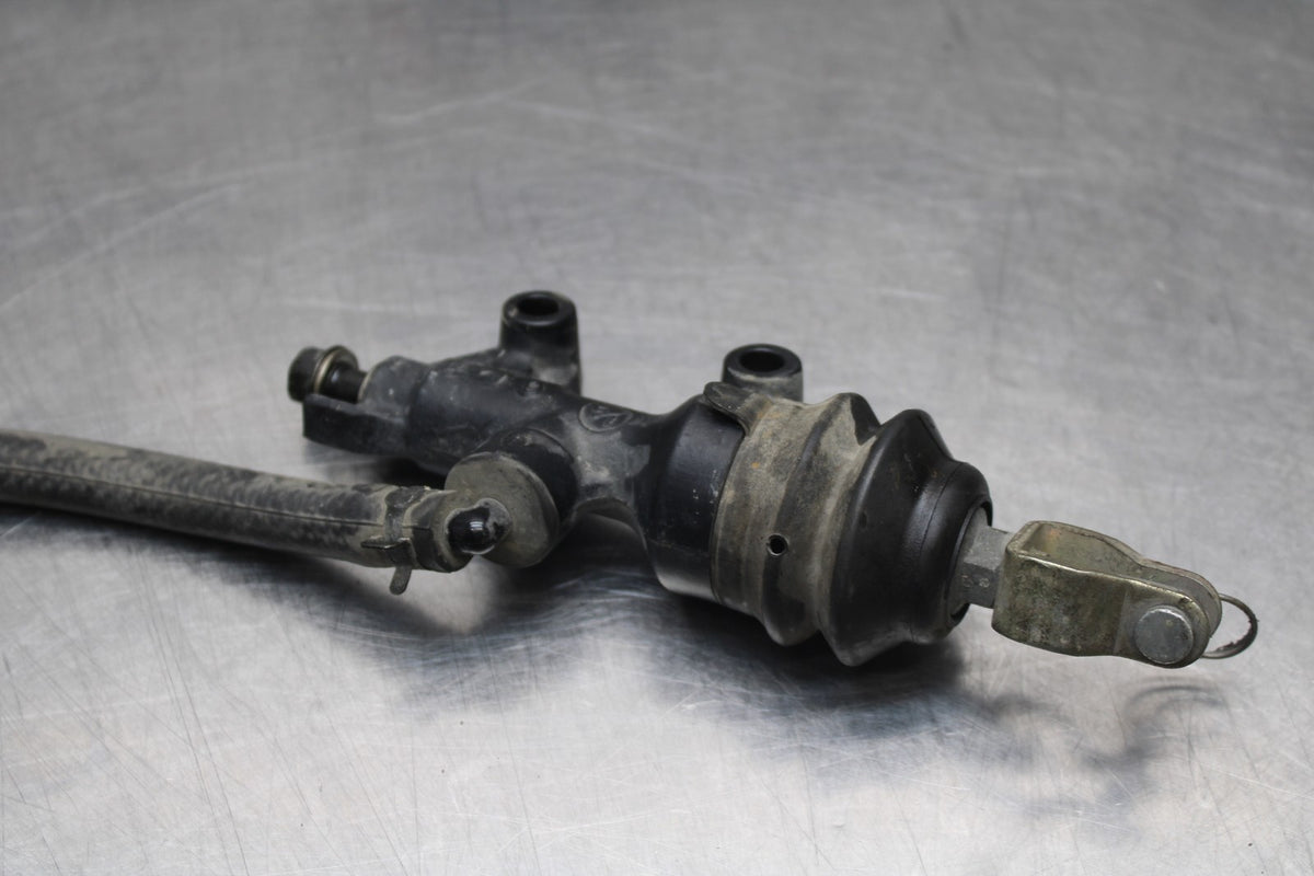07 HARLEY-DAVIDSON SPORTSTER 1200 CUSTOM XL1200C REAR MASTER CYLINDER  BB833