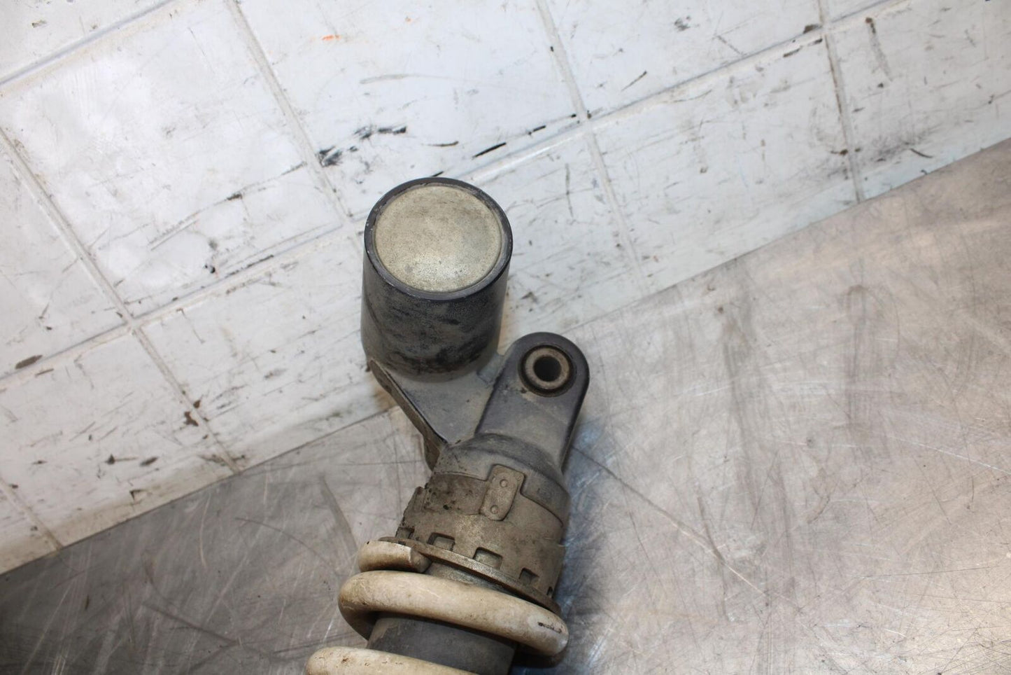2001 Honda CBR929RR REAR BACK SHOCK ABSORBER SUSPENSION 52400-MCJ-831 BB515