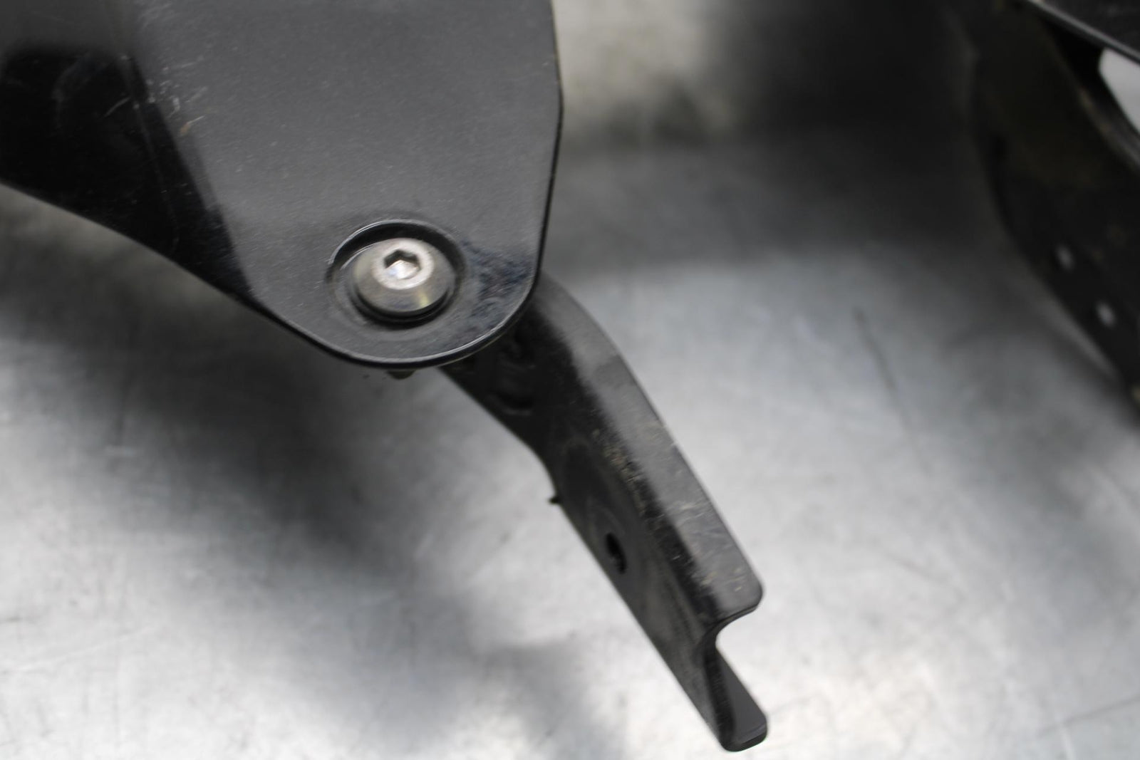 2012 Kawasaki Ninja ZX14R ZX1400E LOWER BOTTOM BELLY FAIRING COWL BB60