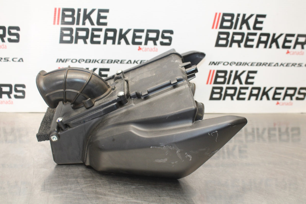23-24 YAMAHA MT-07 AIRBOX AIR INTAKE FILTER BOX BB194