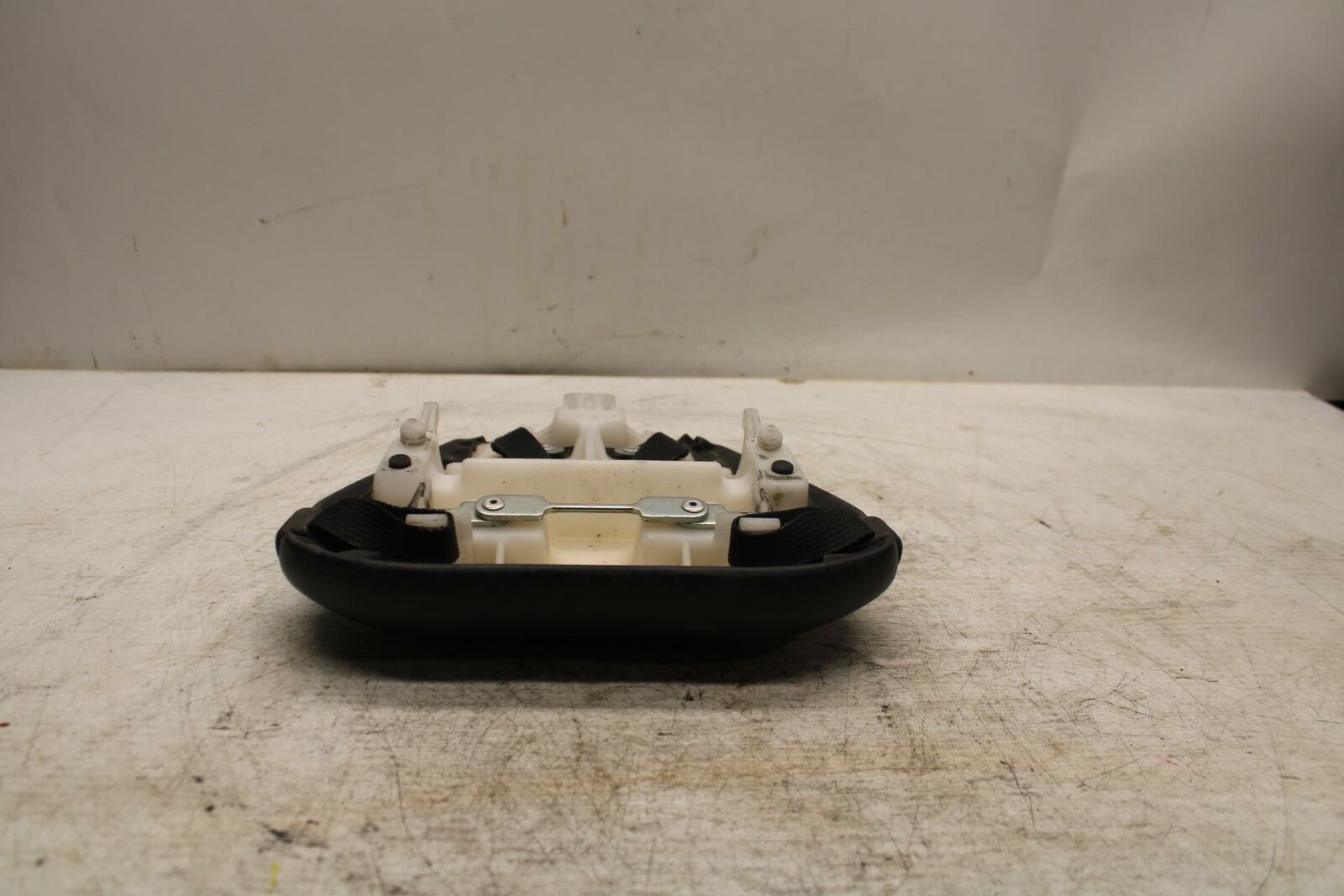 08 YAMAHA YZF R6 2c0 REAR BACK PASSENGER TANDEM SEAT PAD SADDLE PILLION BB365