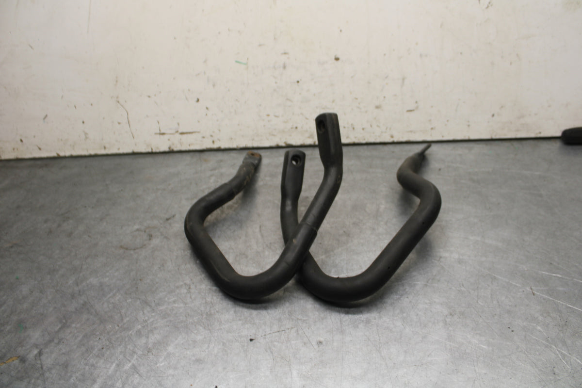 05-06 YAMAHA ROYAL STAR PASSENGER REAR SEAT GRAB BAR HANDLE SET BB697