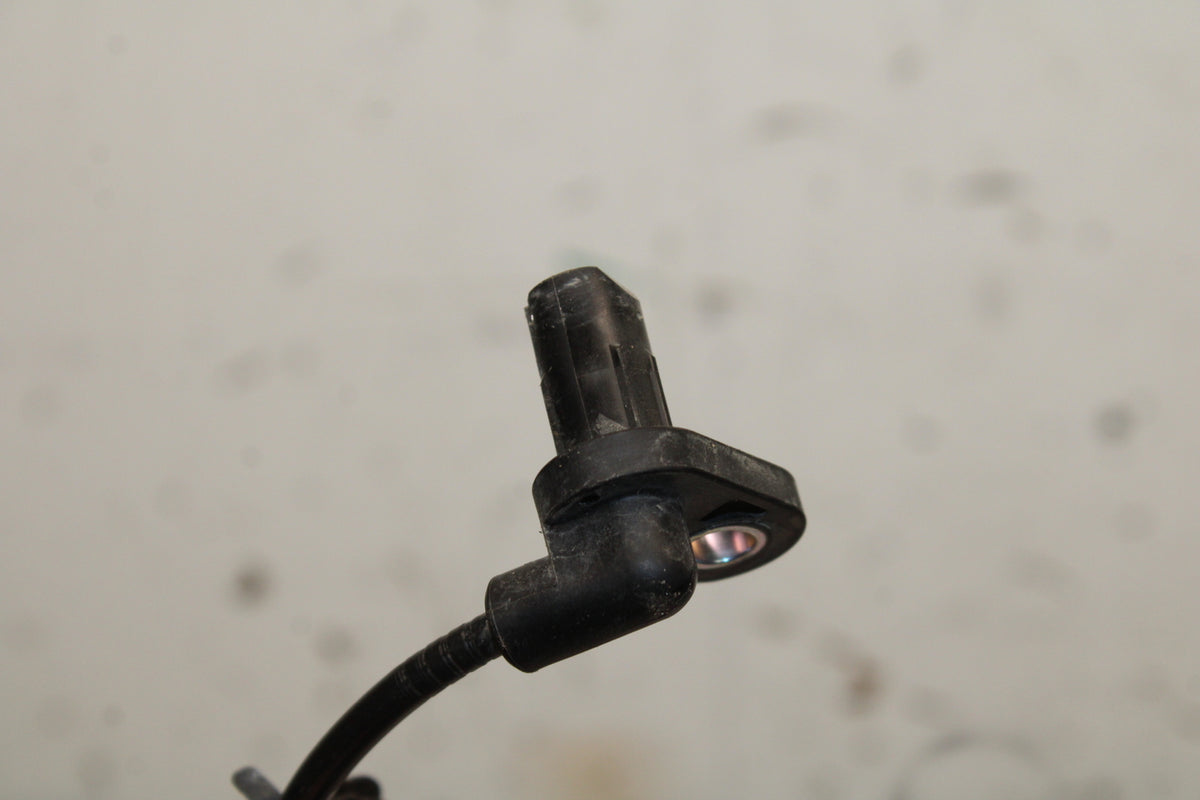 22-24 YAMAHA XSR900 FRONT ABS BRAKE SENSOR BB710