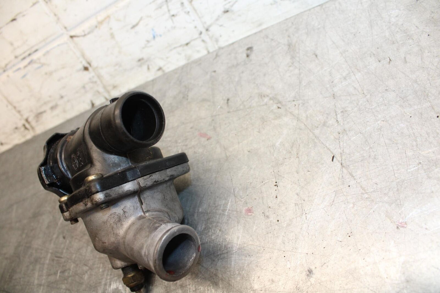 2001 Kawasaki Ninja ZX6 ZX600E THERMOSTAT W HOUSING ASSEMBLY BB547