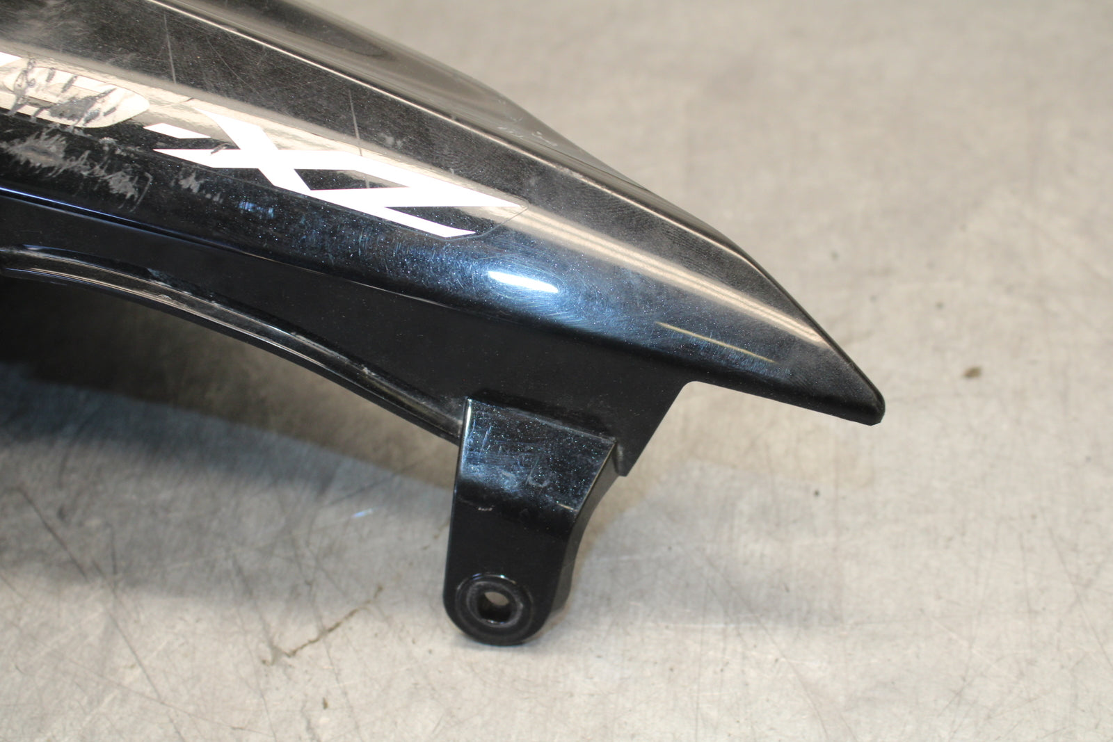 09-12 KAWASAKI NINJA ZX6R RIGHT REAR BACK TAIL FAIRING COWL SHROUD BB698