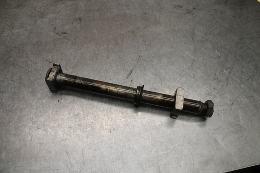 05-06 HONDA CBR600RR REAR AXLE BACK WHEEL RIM PIVOT BOLT AXEL BB727