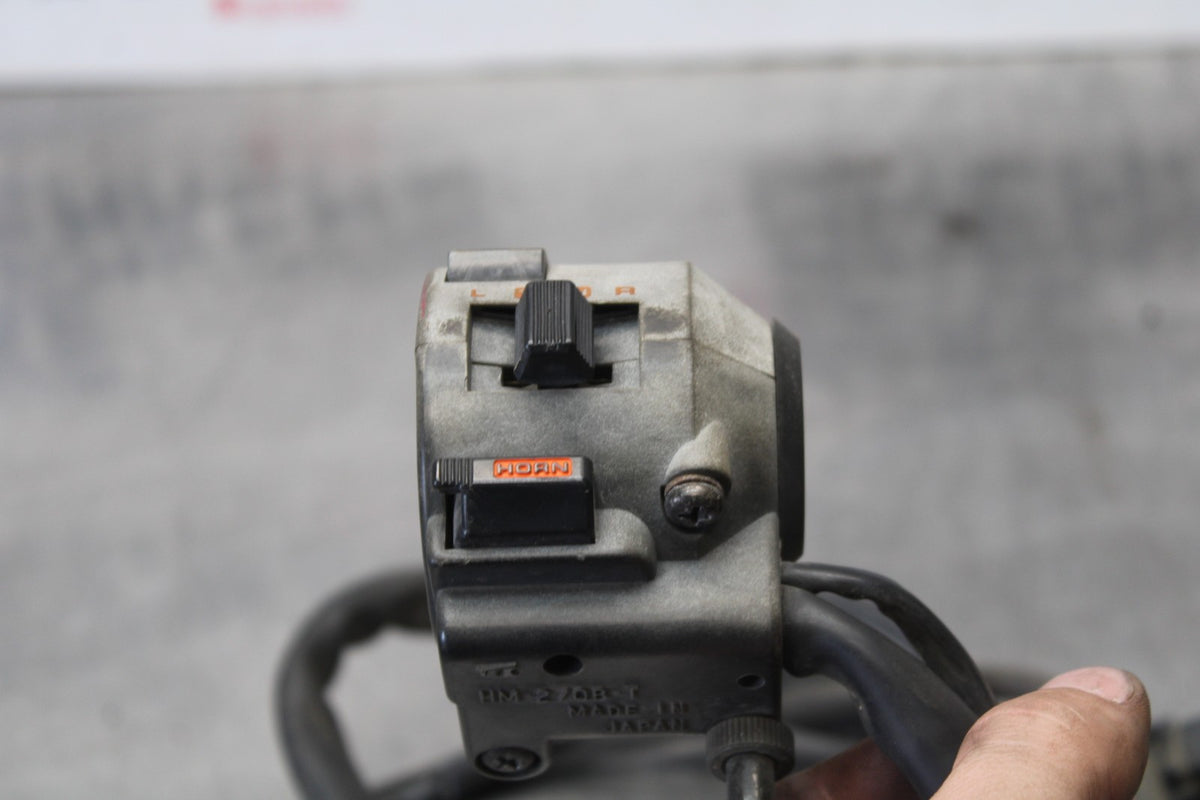 84 HONDA INTERCEPTOR 1000 VF1000F LEFT HANDLE HORN SIGNALS SWITCH BB878