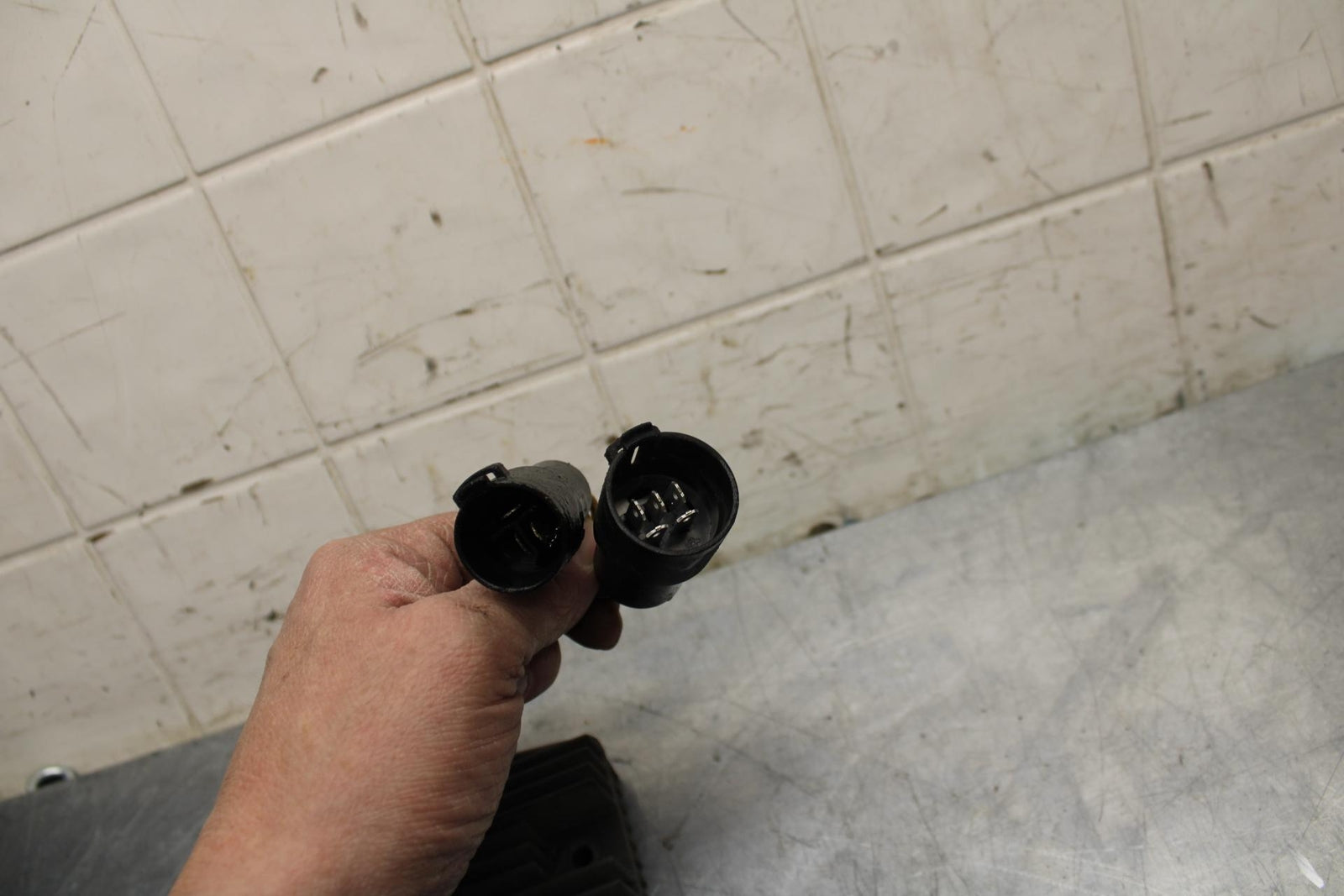 03 KAWASAKI ZX12R RECTIFIER VOLTAGE REGULATOR BB472