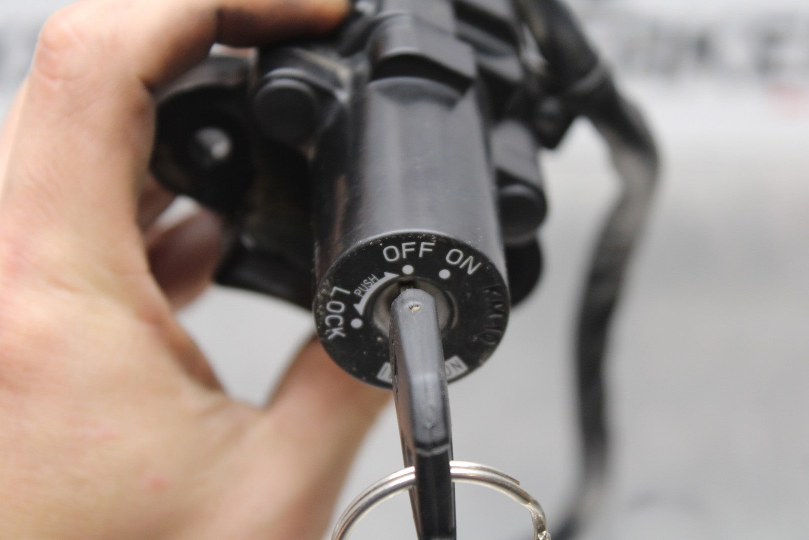 13-17 KAWASAKI NINJA 300 EX300 ABS IGNITION LOCK KEY SET GAS CAP AND SEAT  BB187