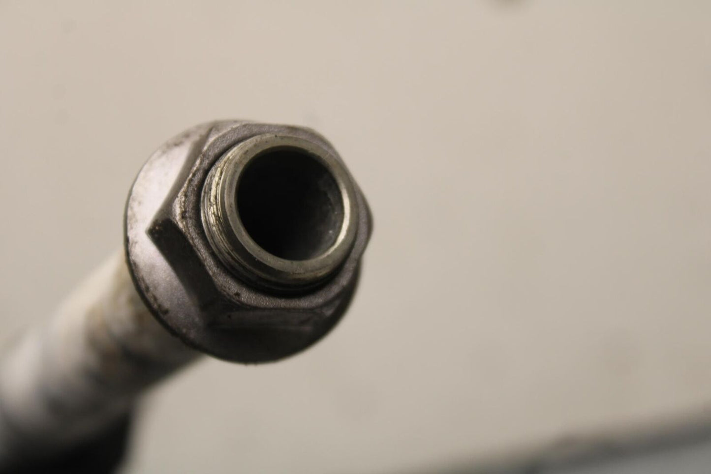 09-12 KAWASAKI NINJA ZX6R REAR BACK SWINGARM BOLT SUSPENSION PIVOT AXLE BB617