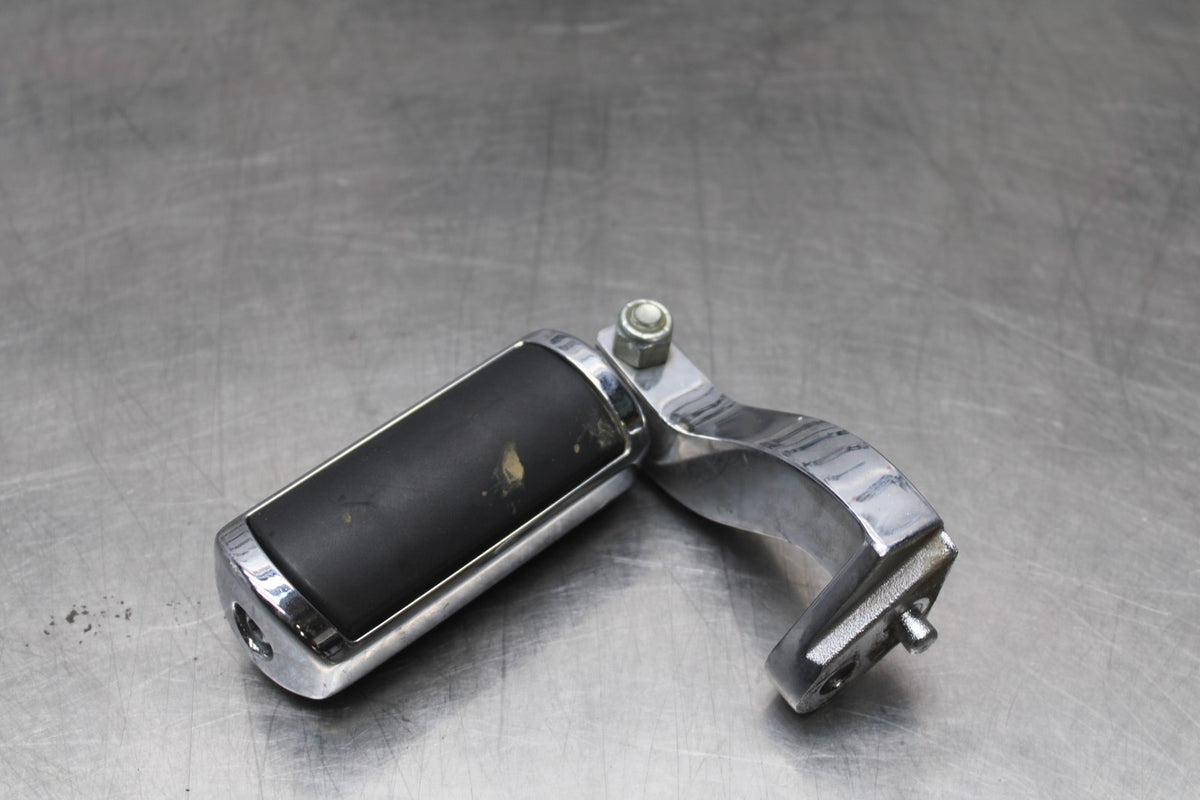 08 HARLEY-DAVIDSON ELECTRA GLIDE POLICE EFI FLHTPI REAR PASSENGER FOOT PEG BB816