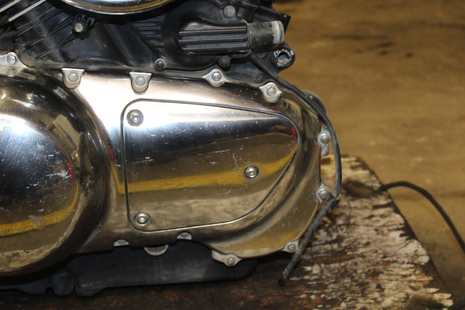 03-08 KAWASAKI VULCAN 1600 ENGINE MOTOR BB754