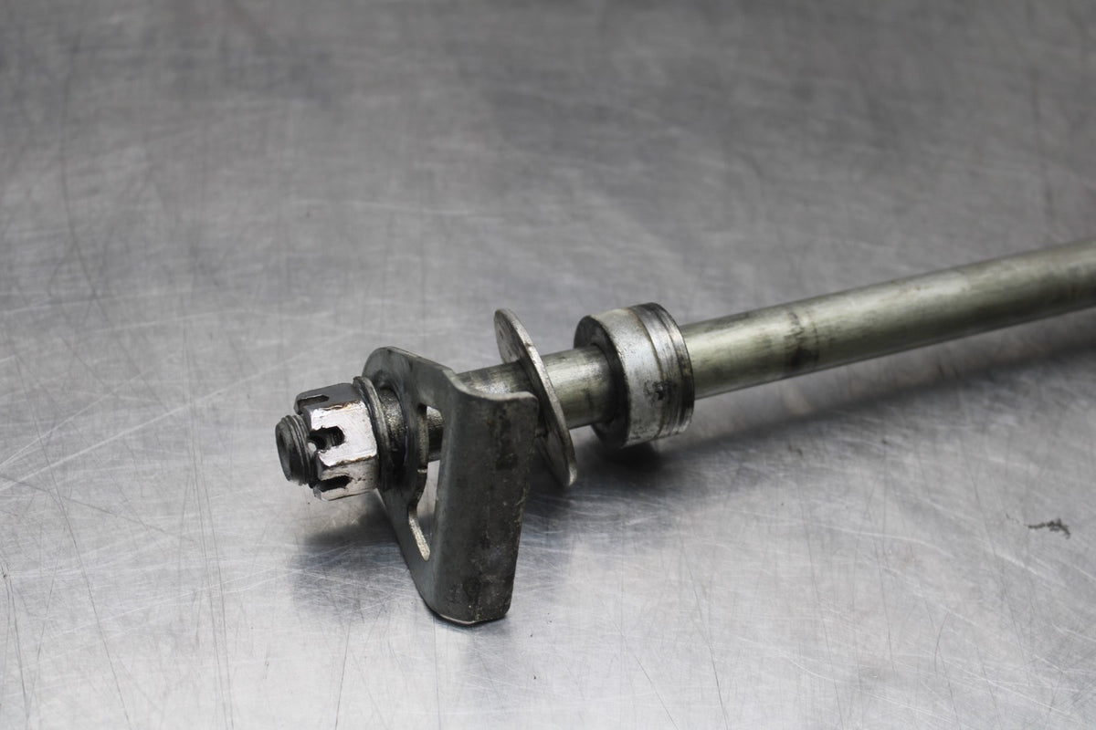 06 SUZUKI SV650S REAR AXLE BACK WHEEL RIM PIVOT BOLT AXEL BB783