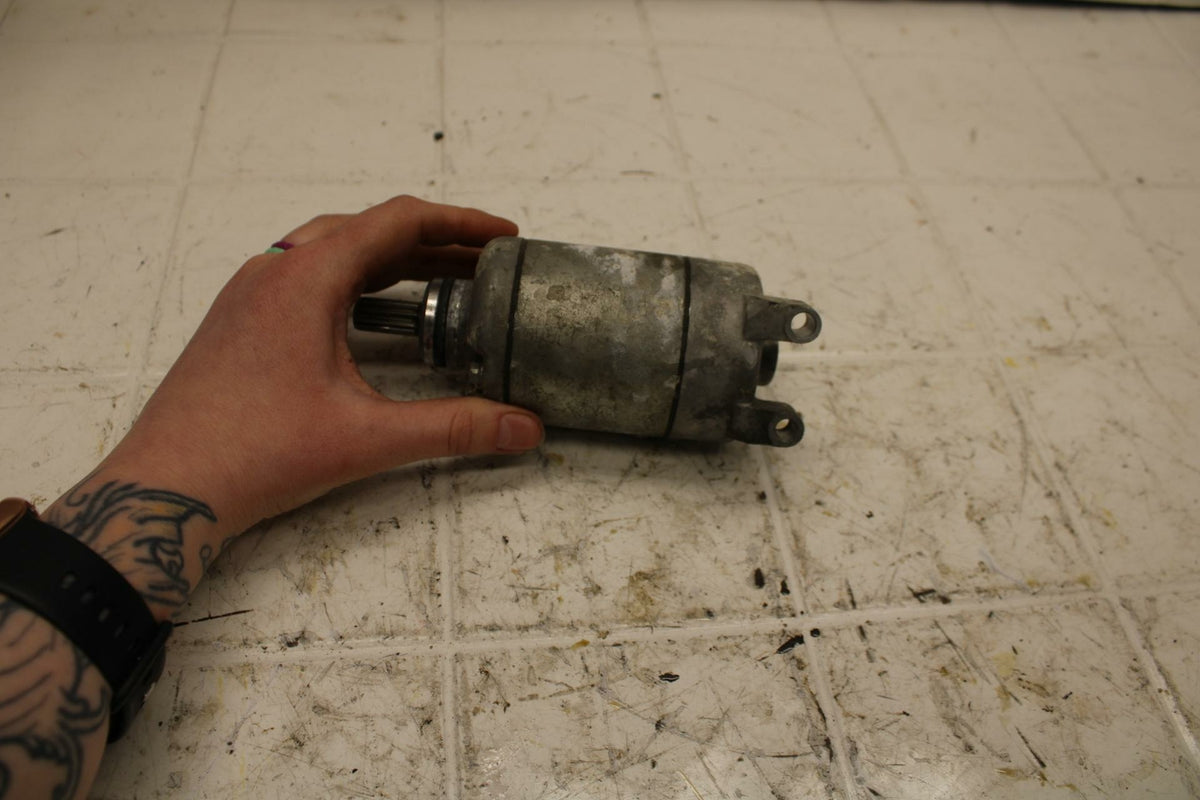 05-06 HONDA CBR600RR ENGINE STARTING STARTER MOTOR -DC 12V BB399