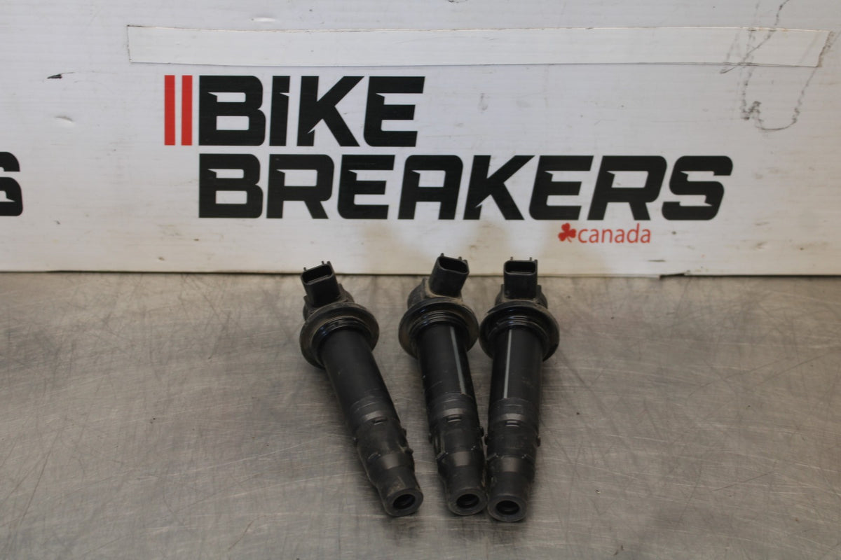 15-17 YAMAHA FJ09 IGNITION COILS COIL SPARK PLUG CAPS BB906