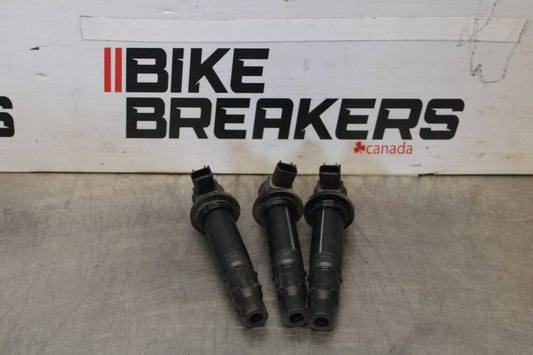 15-17 YAMAHA FJ09 IGNITION COILS COIL SPARK PLUG CAPS BB906