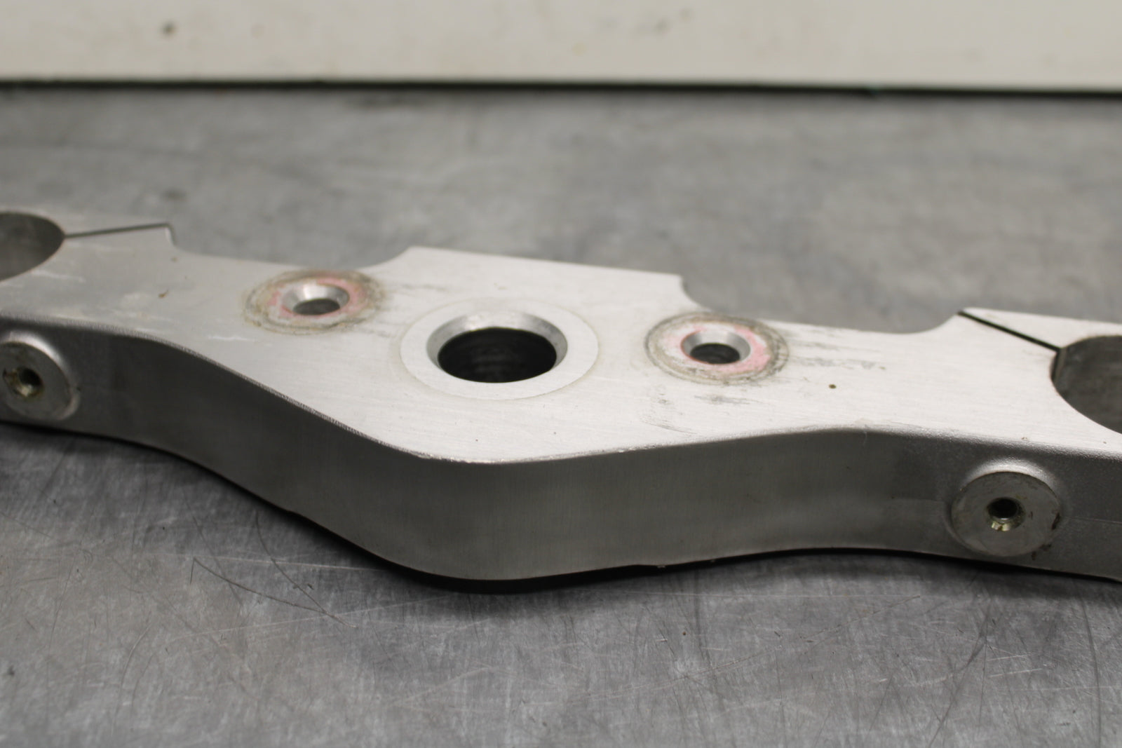 03-08 KAWASAKI VULCAN 1600 FORKS UPPER TRIPLE TREE CLAMP BB754