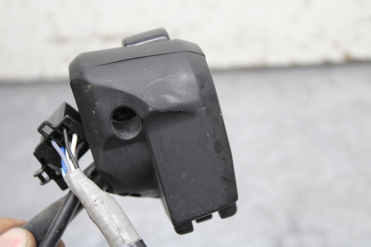 15-16 HONDA CB300F LEFT CLIP ON HANDLE HORN SIGNALS SWITCH SWITCHES BB740