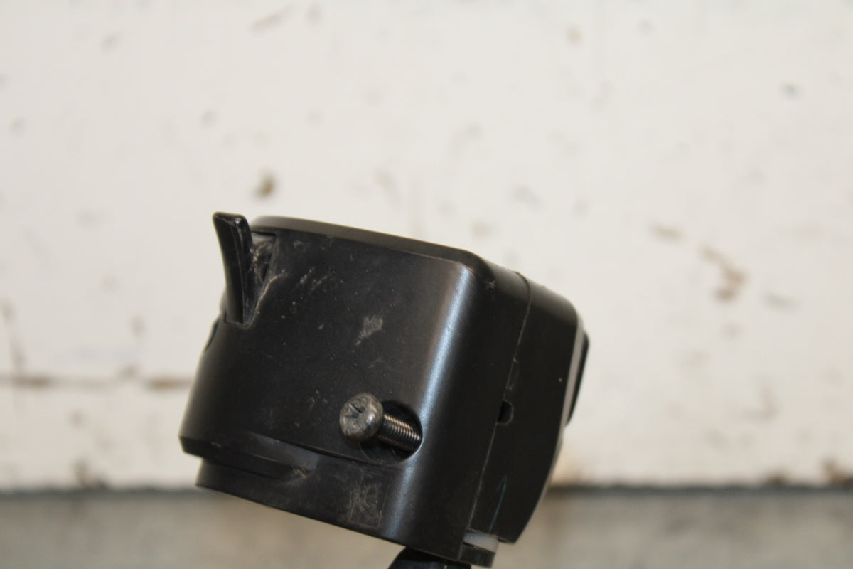12-17 KAWASAKI ER-6N Z650 LEFT CLIP ON HANDLE HORN SIGNALS SWITCH SWITCHES BB709