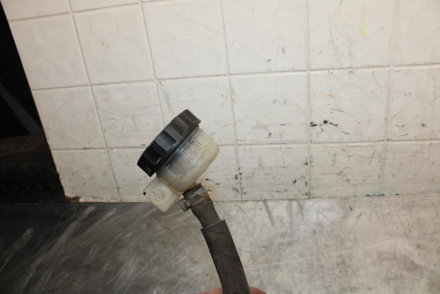 08-12 KAWASAKI NINJA 250R EX250J REAR  BRAKE MASTER CYLINDER W RESERVOIR BB496