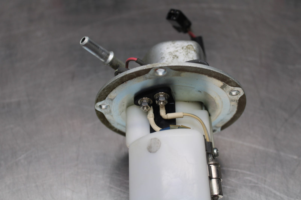 06 KAWASAKI VULCAN 900 FUEL GAS PUMP BB799